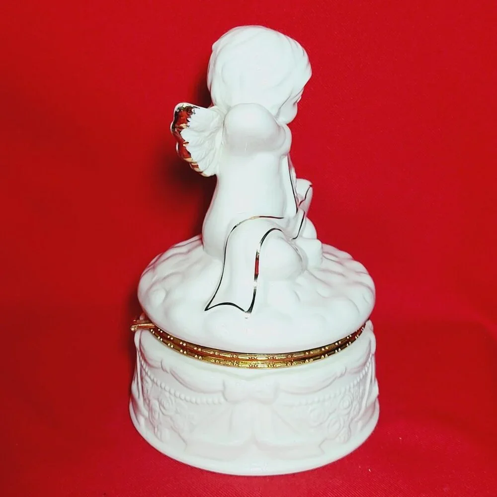 Vintage Porcelain Cupid Cherub Angel Trinket Jewelry Box Gold Trim